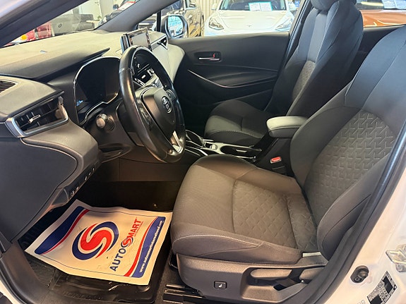 Toyota Corolla 6 of 15
