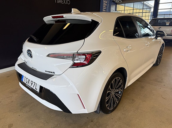 Toyota Corolla 4 of 15