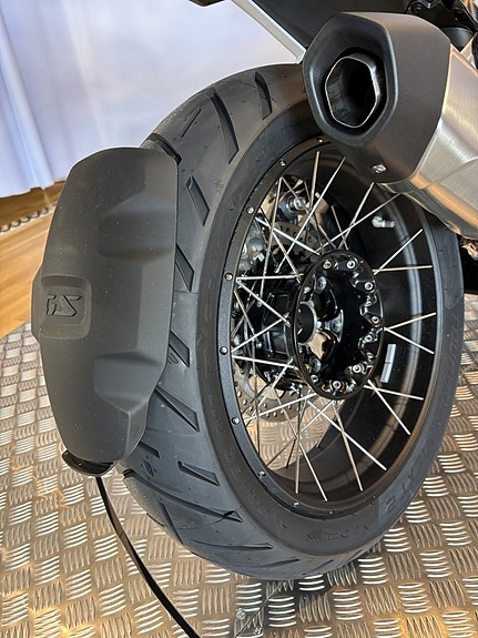 BMW R 1300 GS 10 of 13