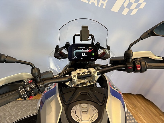 BMW R 1300 GS 12 of 13