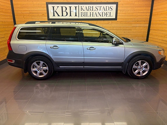 Volvo XC70 7 of 28