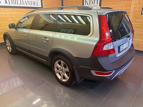 Volvo XC70 4 of 28