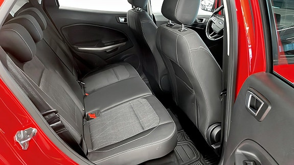 Ford Ecosport 5 of 9