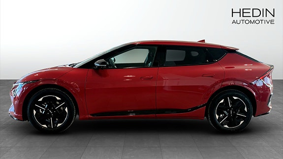 Kia EV6 3 of 12