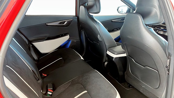 Kia EV6 9 of 12