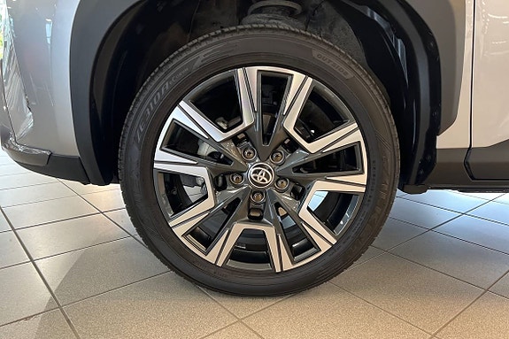 Toyota Yaris Cross 16 of 20