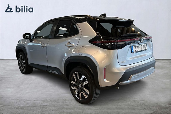 Toyota Yaris Cross 2 of 20
