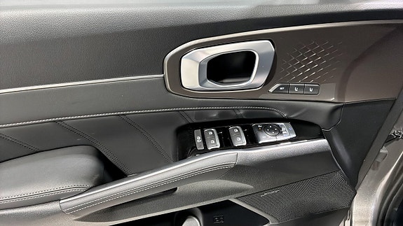Kia Sorento 7 of 20
