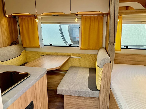 Weinsberg CaraTwo 500 QDK 2017 Barnkammarvagn 5 of 12