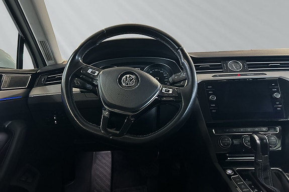 Volkswagen Passat 6 of 6
