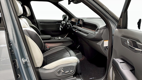 Kia EV9 6 of 15