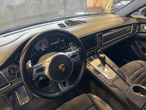 Porsche Panamera GTS 16 of 25