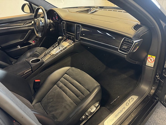 Porsche Panamera GTS 8 of 25