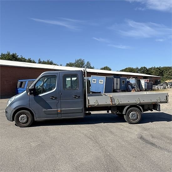 Opel Movano 2,3 CDTI 2 of 25