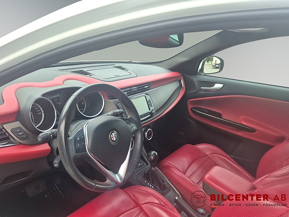 Alfa Romeo Giulietta 11 of 20