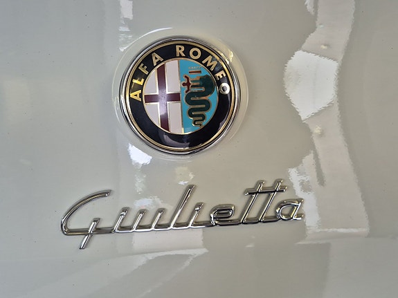 Alfa Romeo Giulietta 19 of 20