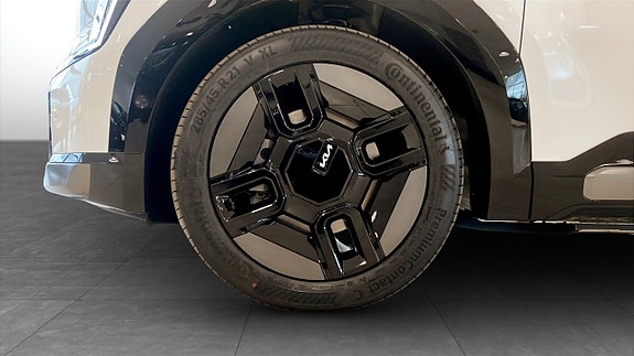 Kia EV9 6 of 15