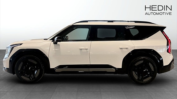 Kia EV9 3 of 15