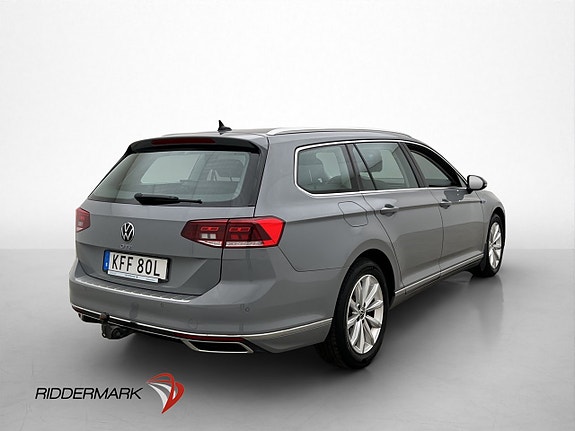 Volkswagen Passat 9 of 30
