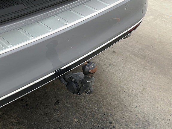 Volkswagen Passat 12 of 30