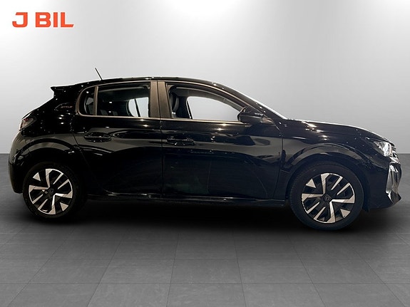 Peugeot 208 13 of 15