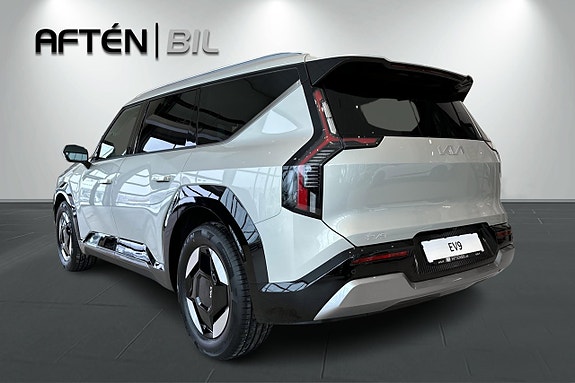 Kia EV9 6 of 25
