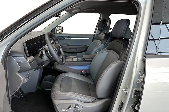 Kia EV9 10 of 25