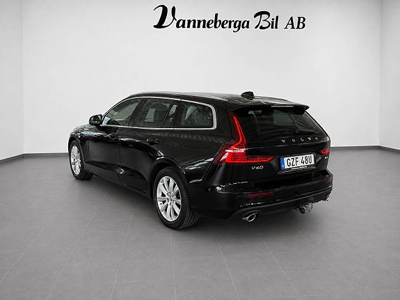 Volvo V60 4 of 8