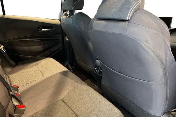 Toyota Corolla 9 of 21