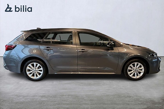 Toyota Corolla 18 of 21