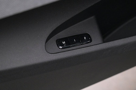 Polestar 2 11 of 27