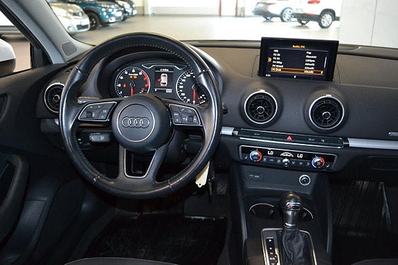 Audi A3 6 of 10