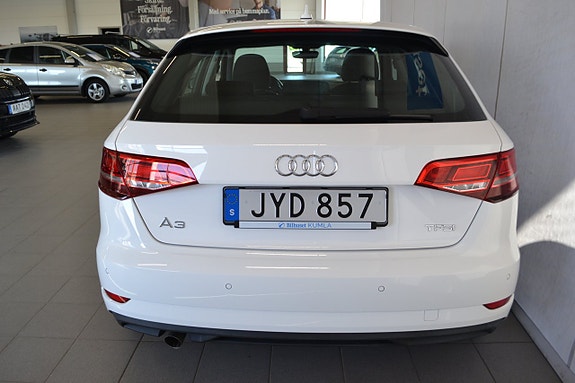 Audi A3 8 of 10