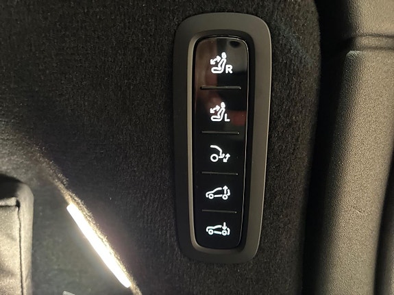 Volvo EX90 19 of 20