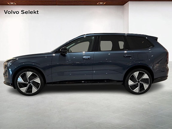 Volvo EX90 3 of 20
