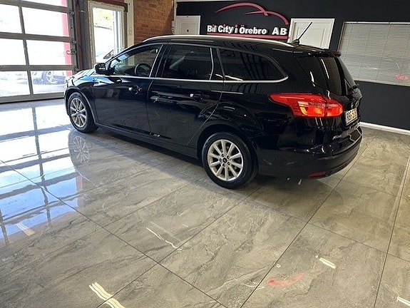 Ford Focus 4 of 21