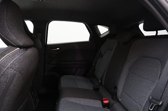 Renault Captur 5 of 21