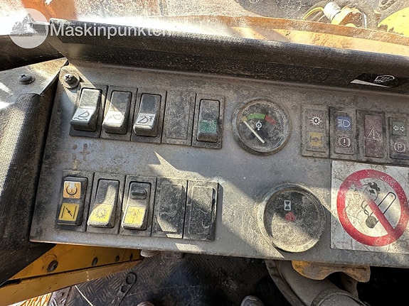 Volvo Bm L90 Hjullastare 23 of 27