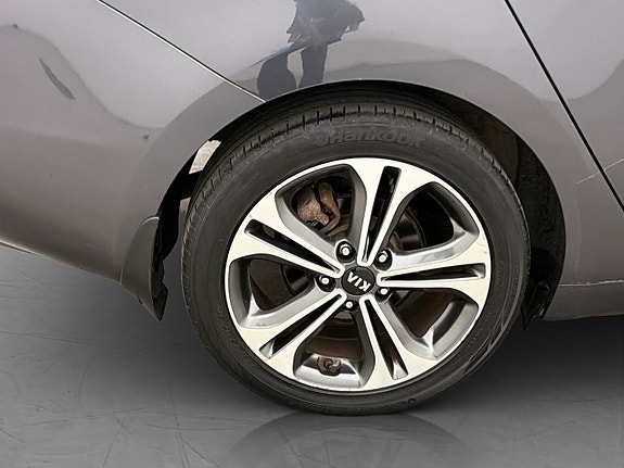 Kia Ceed 12 of 28