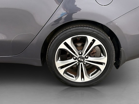 Kia Ceed 11 of 28