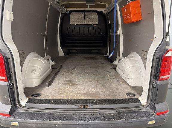 Volkswagen Transporter 19 of 20