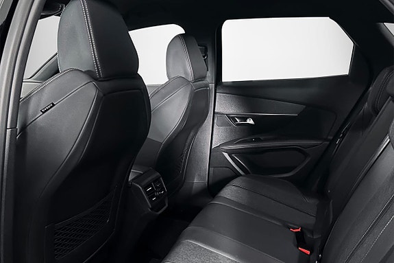 Peugeot 3008 7 of 13