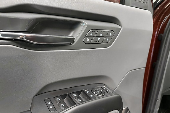 Kia EV9 14 of 21