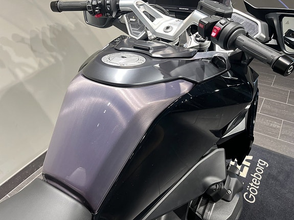 BMW R1300RT/Dynamic chassi/Automat/Audiosystem/ 10 of 16