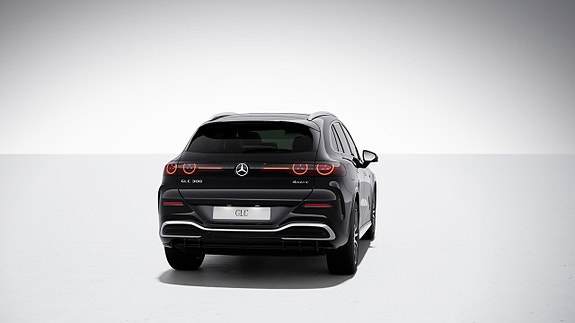 Mercedes-Benz GLC300 5 of 9
