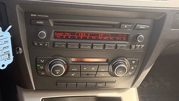 BMW 320d 18 of 28