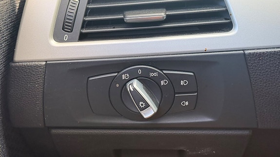 BMW 320d 12 of 28