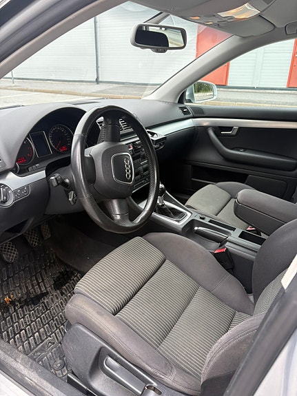 Audi A4 3 of 5