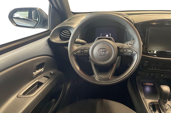 Toyota Aygo X 11 of 21