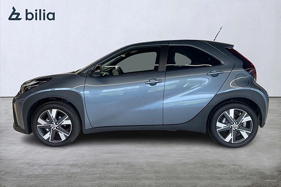 Toyota Aygo X 3 of 21